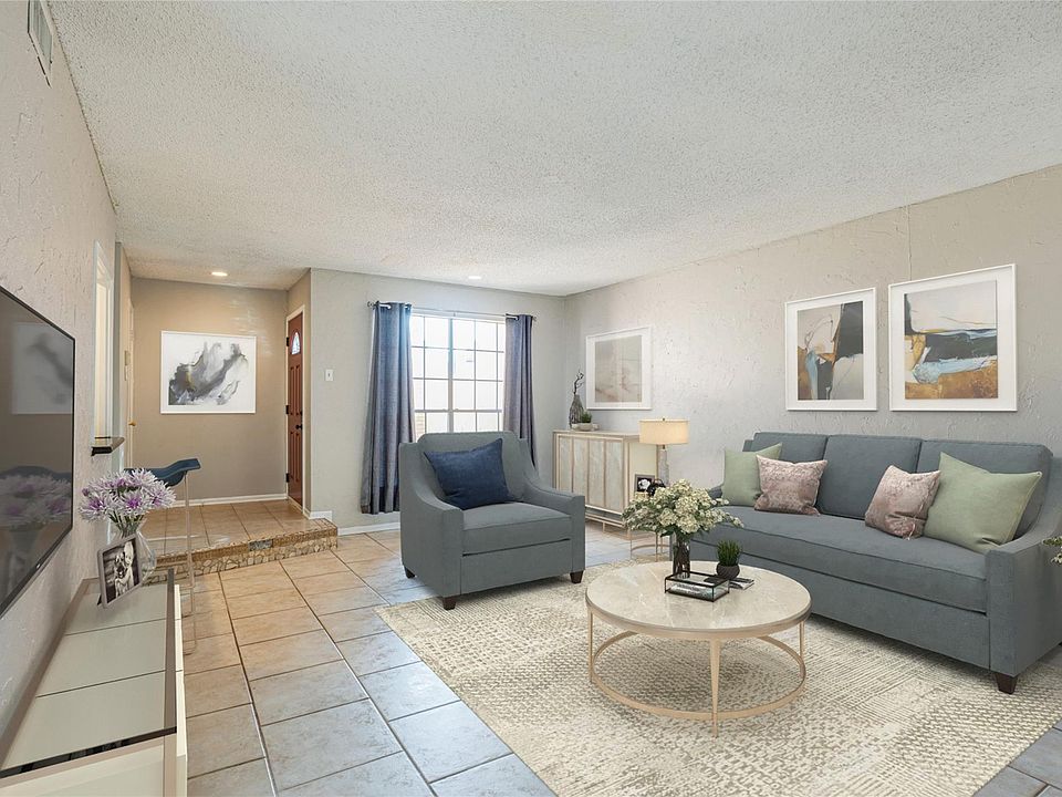 virtually staged- Living room