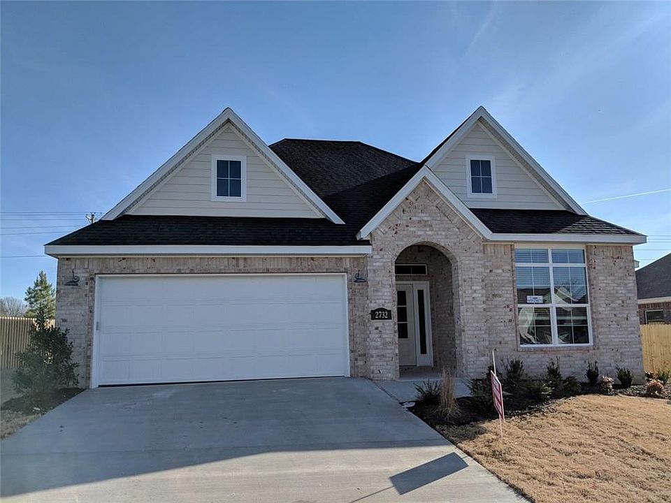 1st image of 2732 N French Hill Ln