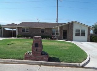 6120 SW Summit Ave, Lawton, OK 73505