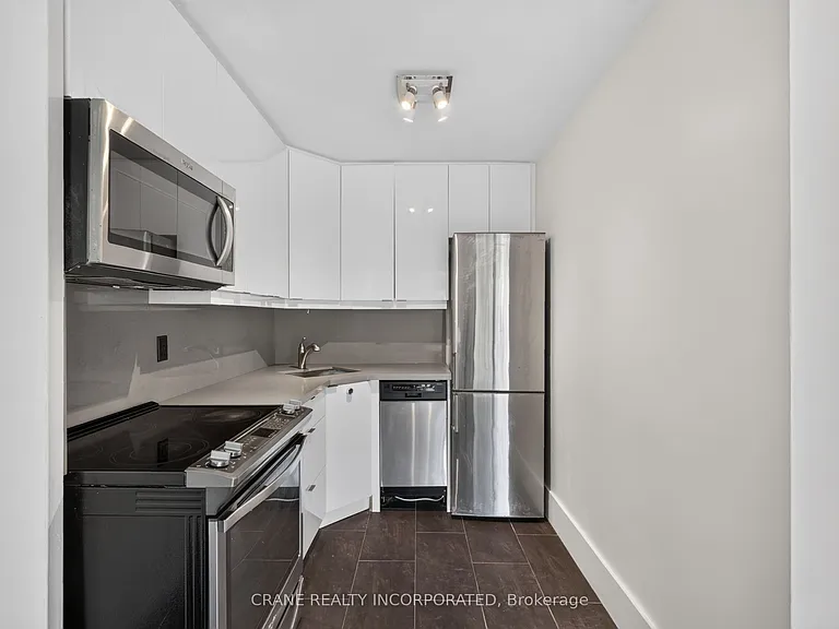 40 Homewood Ave #210 — Photo 3