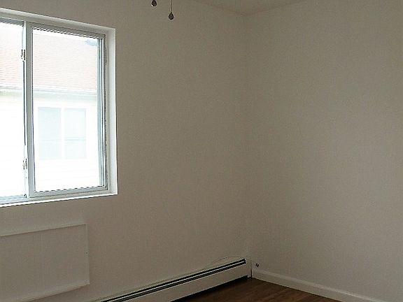 Bright Rooms