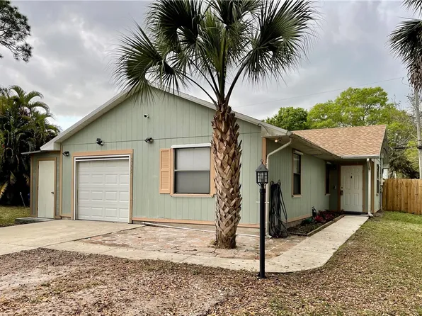 2455 86th Ct, Vero Beach, FL 32966