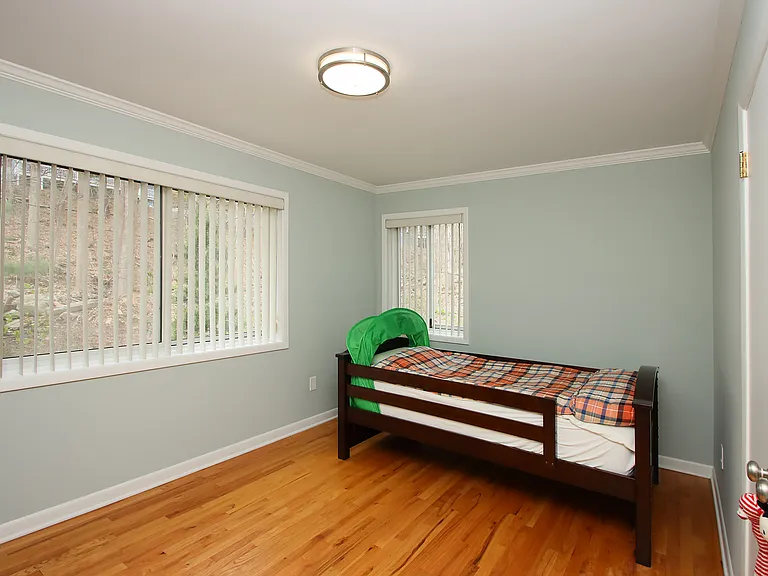 78 Sturbridge Rd — Photo 29