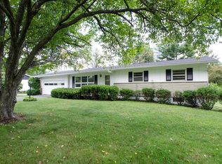 6 Greenvalley Dr, Big Flats, NY 14814