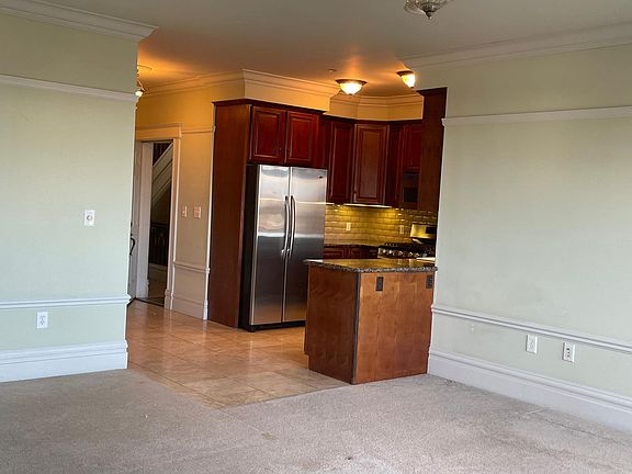 5th image of 1247 Dolores St #1247