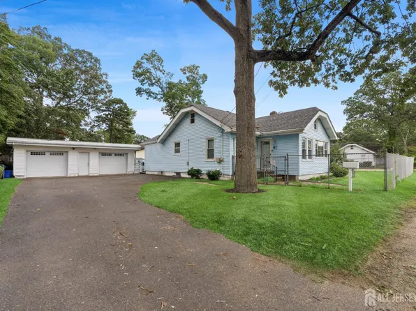 61 Mundy Ave, Spotswood, NJ 08884