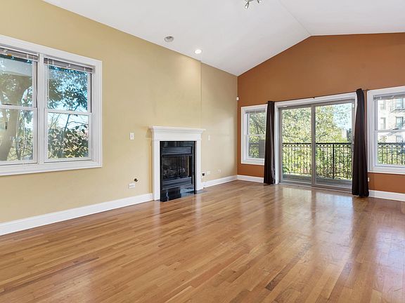 3rd image of 6526 S Kimbark Ave #3N