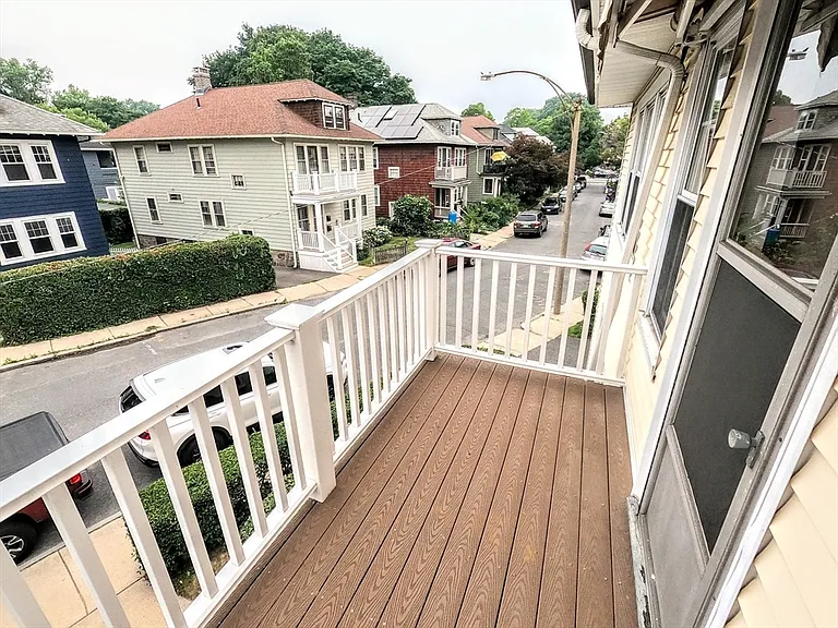 22 Roseway St #2 — Photo 18