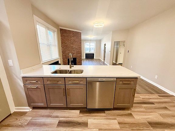 3rd image of 6338 Aurelia St #1