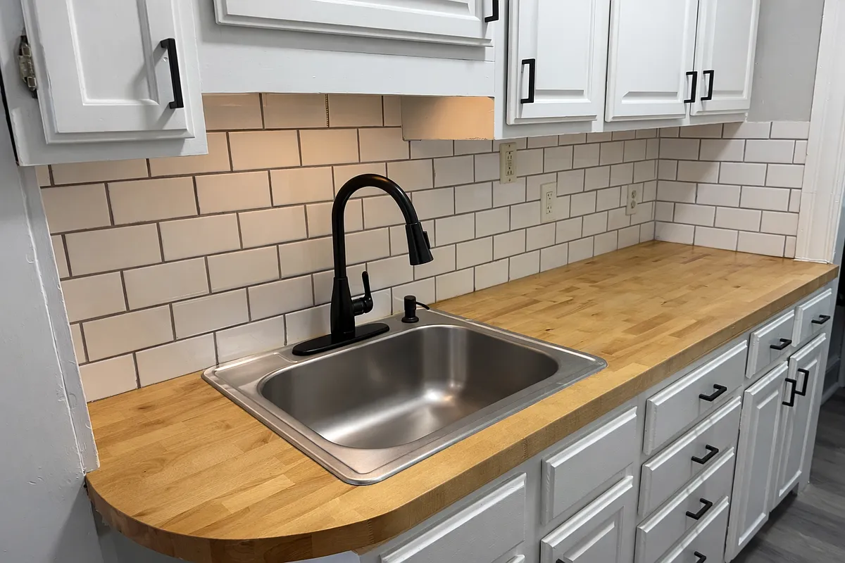 Refreshed kitchen with new fixtures - 49 Belden St #1
