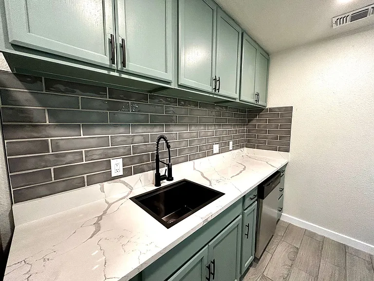 1005 W Martin Luther King Jr Blvd #A — Photo 14