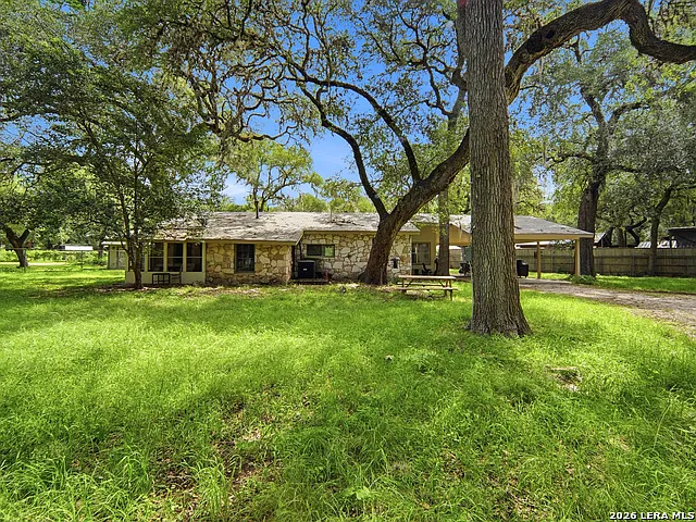19214 Grey Forest Dr