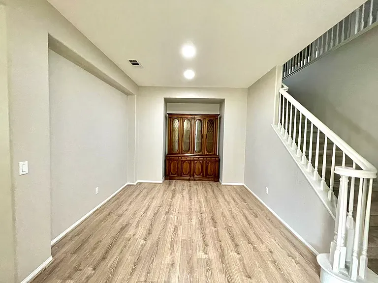 45573 Jaguar Way — Photo 9