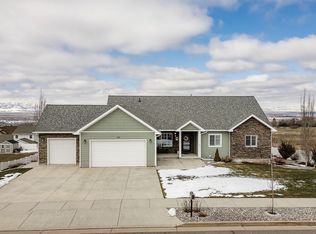 145 N 820 E, Hyde Park, UT 84318
