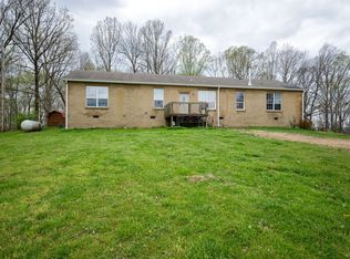 1051 Wade Reed Rd, White Bluff, TN 37187