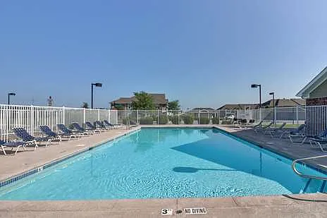 Appleton Apartments — Photo 3