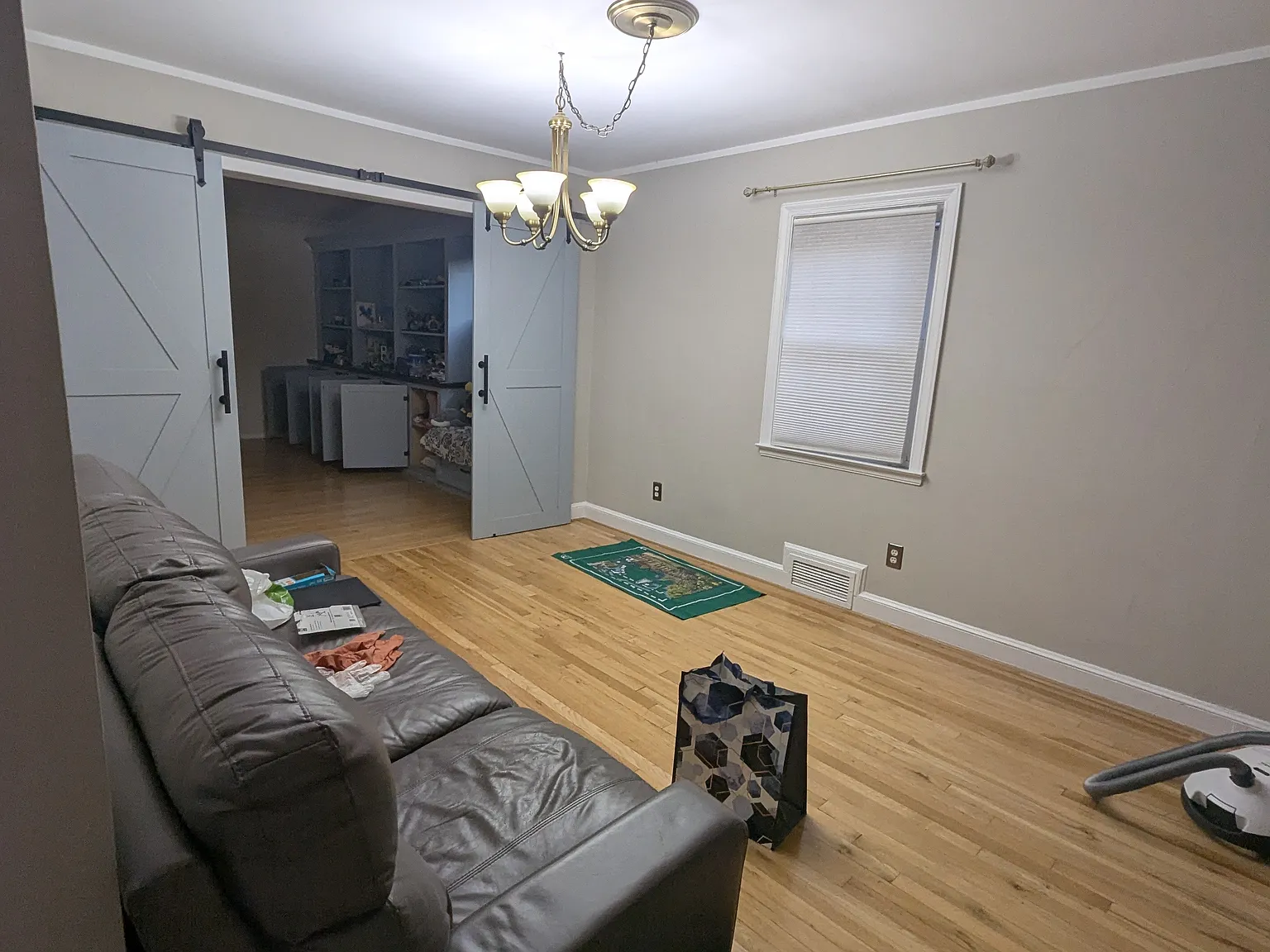 3 bed, 1950 sqft, $3,550 — Photo 2