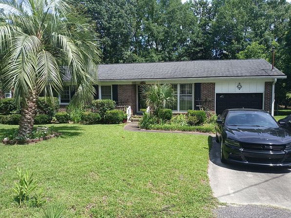 1225 Hillside Dr