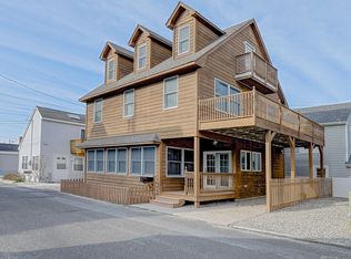 68 Pacific Way, Toms River, NJ 08735