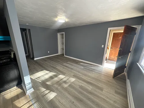 1210 Reservoir Ave #4 Photo 1