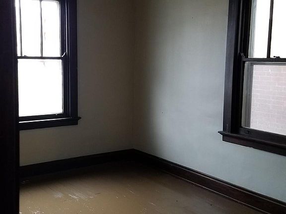 4th image of 1623 Knowlton St
