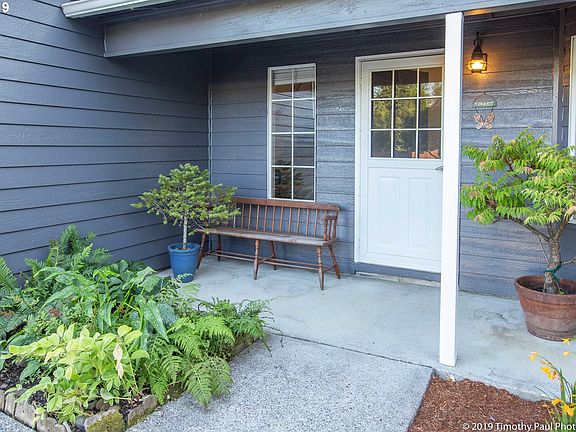 4th image of 9414 NE 134th Ave
