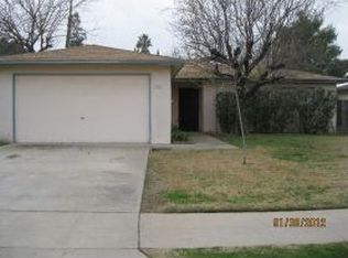 2301 W Norwich Ave, Fresno, CA 93705