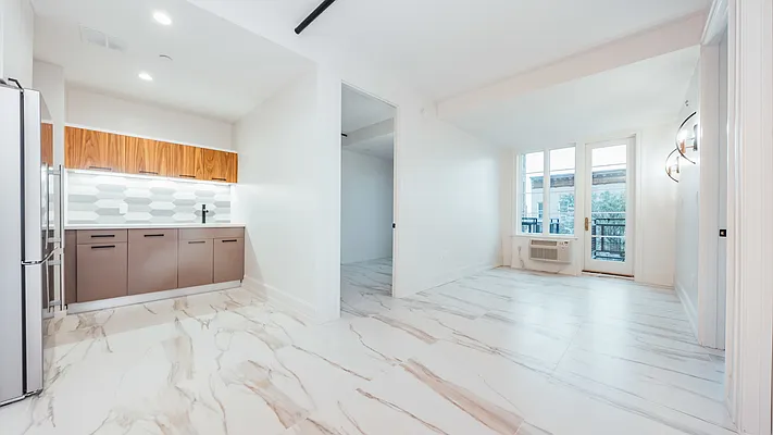 Rented by Nooklyn NYC LLC | media 10