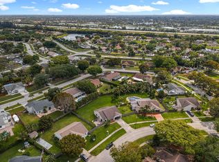 822 SW 159th Ter, Sunrise, FL 33326