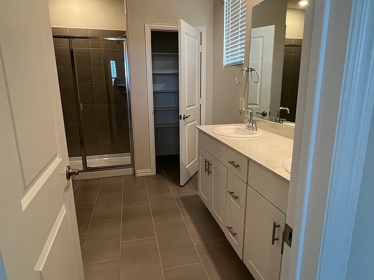 4005 Turpin Dr — Photo 12