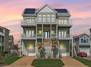 815 N 1st St, Hampton, VA 23664