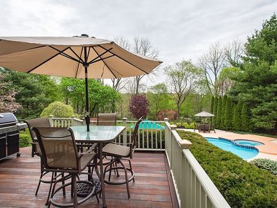 1 Brookside Dr, Gladstone, NJ, 07934
