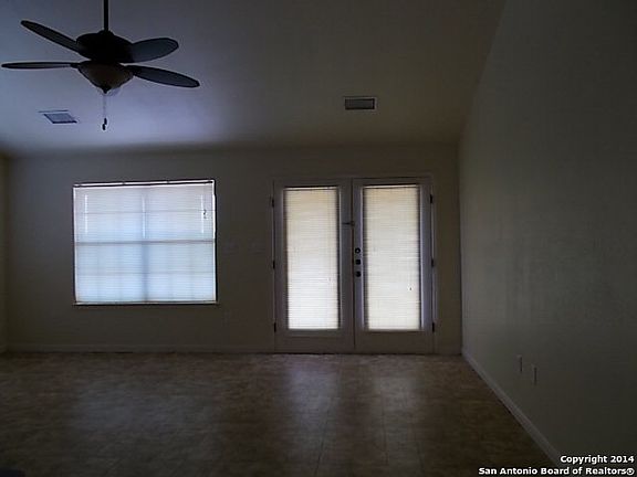 3rd image of 109 Apacheria Pass E