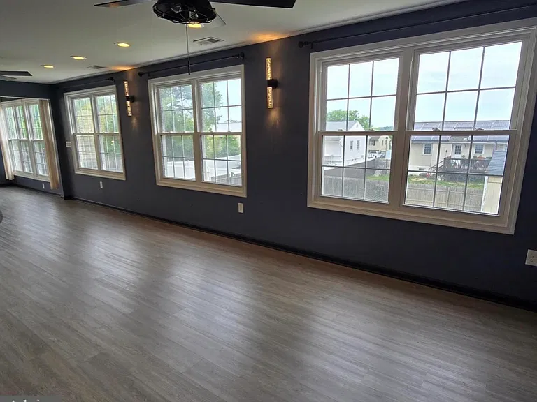 7513 Saffron Ct — Photo 21