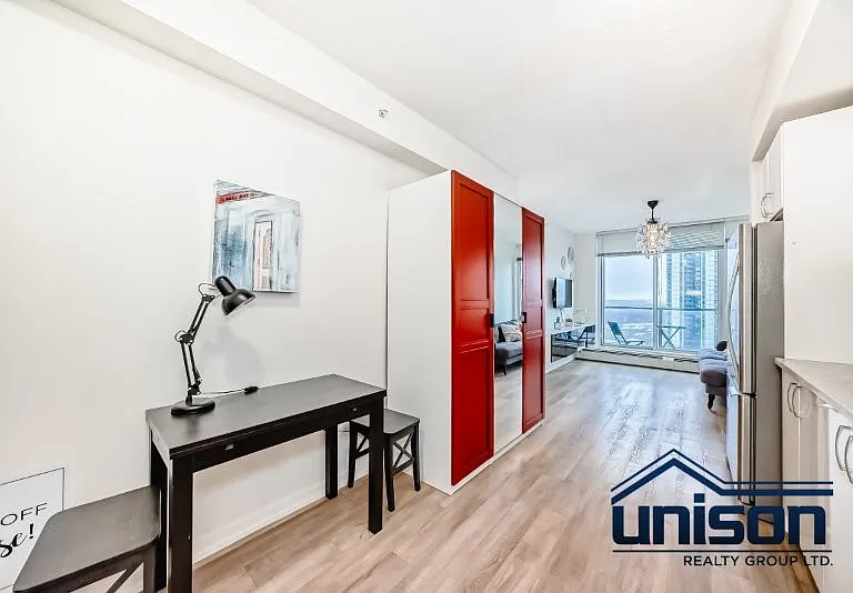 450 8th Ave SE #1507 — Photo 6