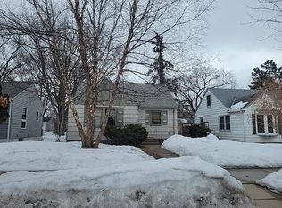 41 Jackson Ave S, Hopkins, MN 55343