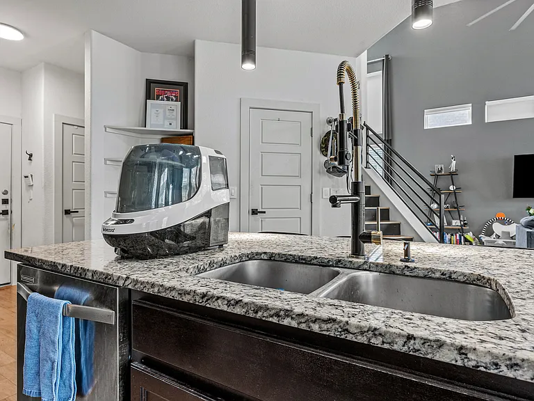 1408 Homespun Rd — Photo 8