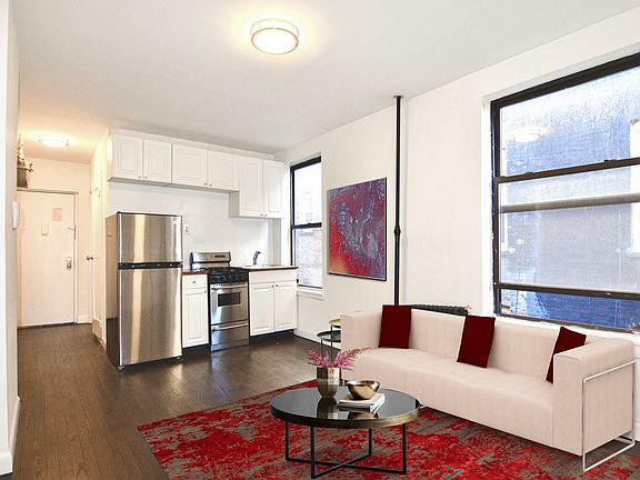 5th image of 119 E 96th St APT 17