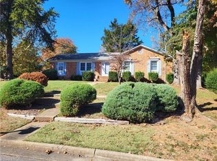 5101 Coltsfoot Rd, Greensboro, NC 27455