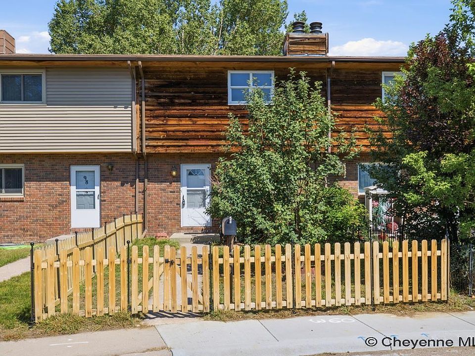 1st image of 100 Clover Ct