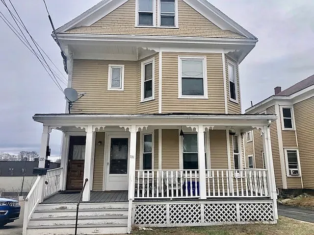 233 Washington St #2