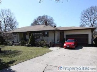 4 Fawn Pl, Shirley, NY 11967