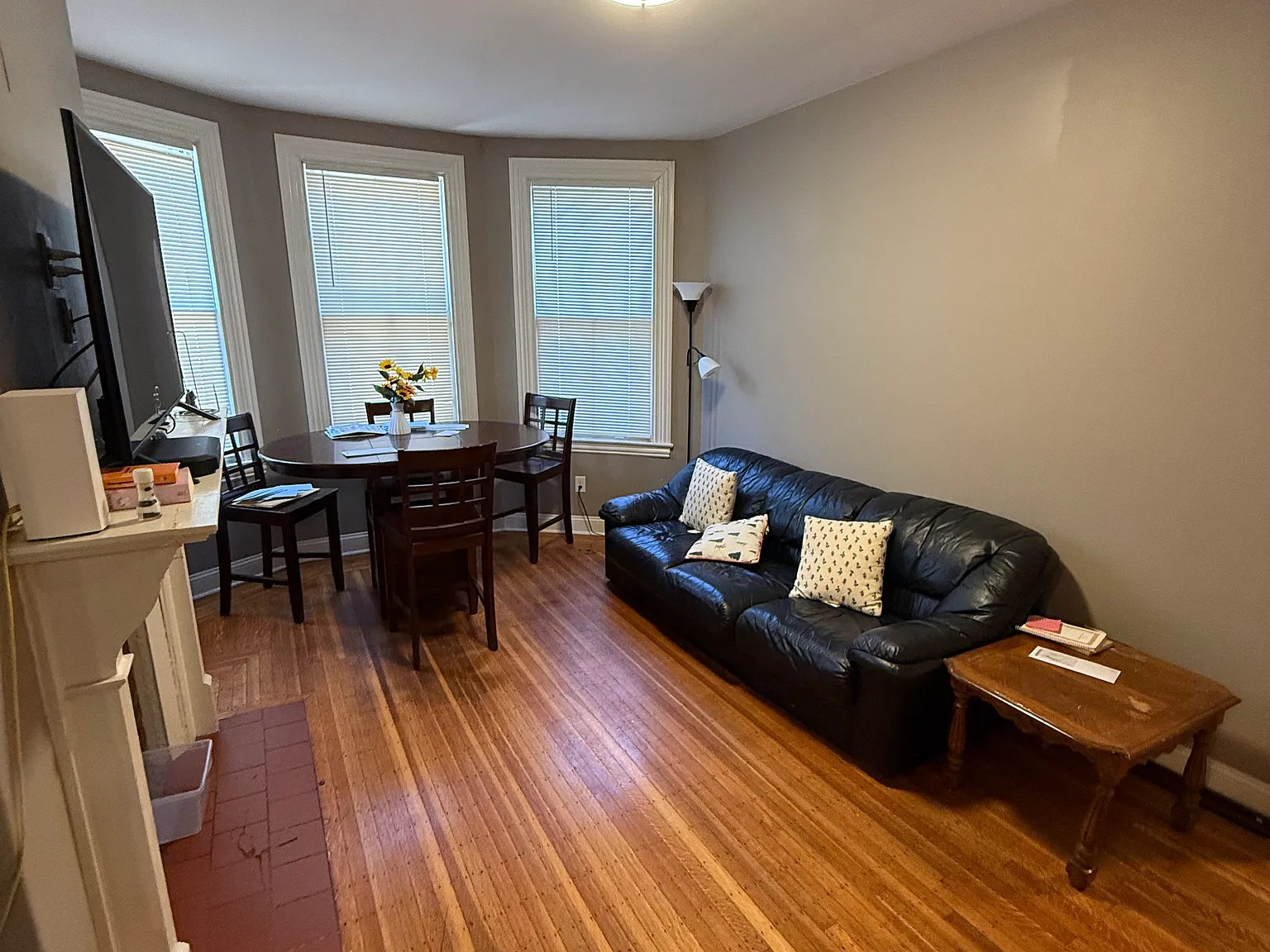 4 bed, 1102 sqft, $4,800 — Photo 3