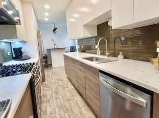83-30 98th St #3A, Woodhaven, NY 11421