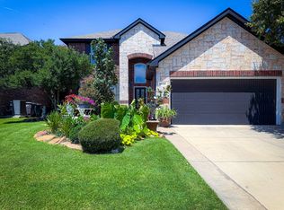8805 Moon Rise Ct, Fort Worth, TX 76244
