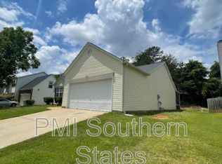 12 Appleton Ln, Mauldin, SC 29662