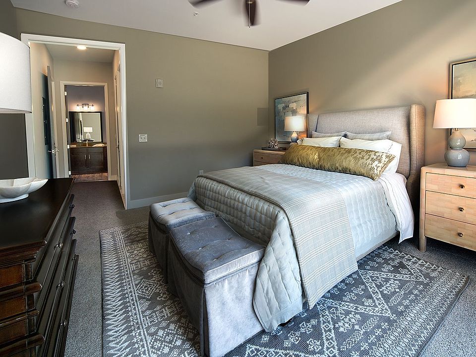 WaterWalk at Shelter Cove Towne Centre apartments community photo