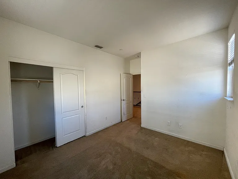 130 Barnhill Dr — Photo 8