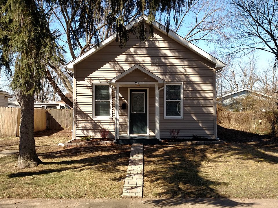 1st image of 919 Stanfield St