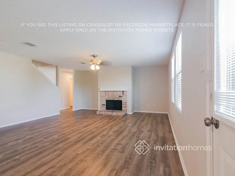 1228 Scarlet Sage Pkwy — Photo 2